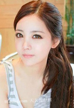 非主流女生发型 最好看的韩国女生发型图片 zaoxingkong.com