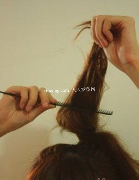 长脸适合的发型图片 怎么梳花苞头 zaoxingkong.com