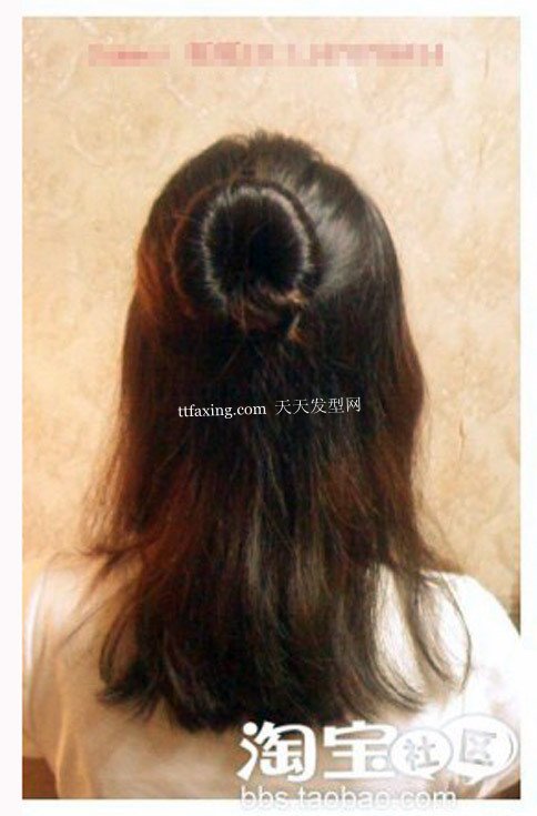 即实用又淑女更气质的花苞头扎头发的方法(图解) zaoxingkong.com