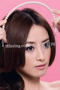 DIY百变超妩媚气质发型　甜美可爱发型 zaoxingkong.com