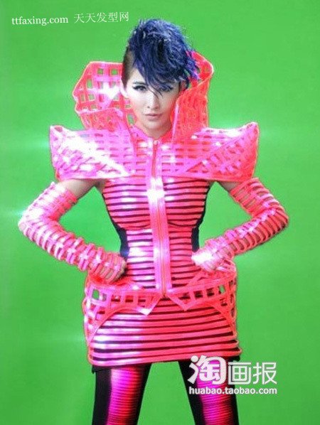 萧亚轩气质明星发型当道 2012年最流行的头型 zaoxingkong.com