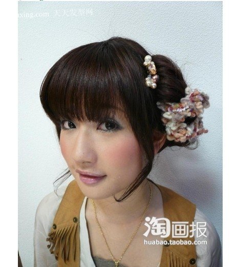 浪漫可爱初秋发型 2012年最流行的发型颜色 zaoxingkong.com