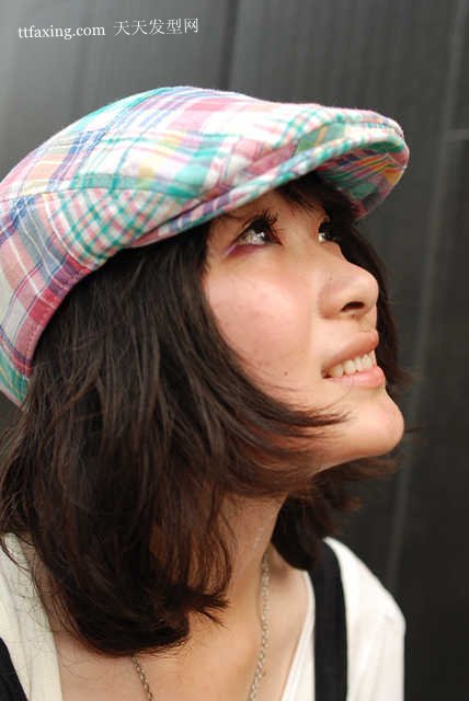 流行发型与帽子的搭配:秀出时尚美发型 zaoxingkong.com