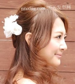 盘发造型图片 2012年女生流行发型 zaoxingkong.com