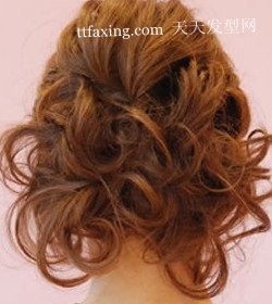 盘发造型图片 2012年女生流行发型 zaoxingkong.com