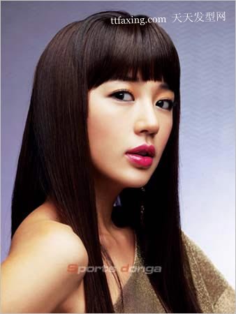 韩国发型惊人的女大十八变　2012长发流行发型 zaoxingkong.com