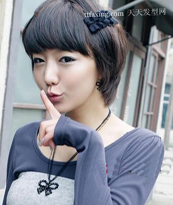 2012头发流行什么颜色　个性街拍时髦发型 zaoxingkong.com