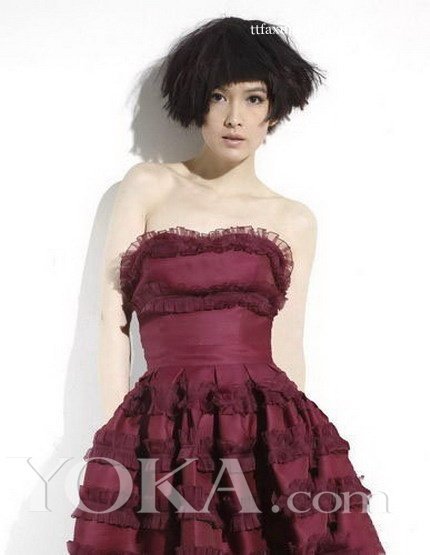 大明星蘑菇头 今年最流行的女发型 zaoxingkong.com
