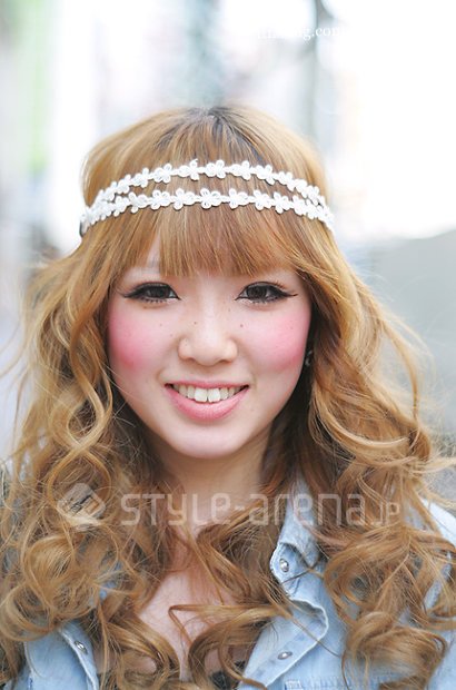 头巾发型今年最流行的发型~女性淑雅现代一面 zaoxingkong.com