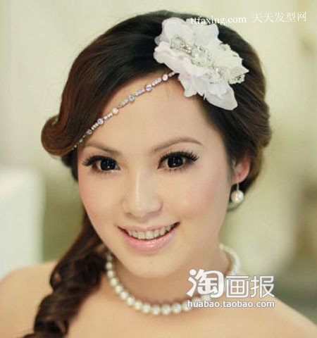 浪漫新娘发型 今年最流行的新娘盘发~华丽变身 zaoxingkong.com