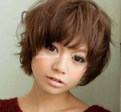 2012可爱短发发型 甜美女生最适合的圆脸发型 zaoxingkong.com