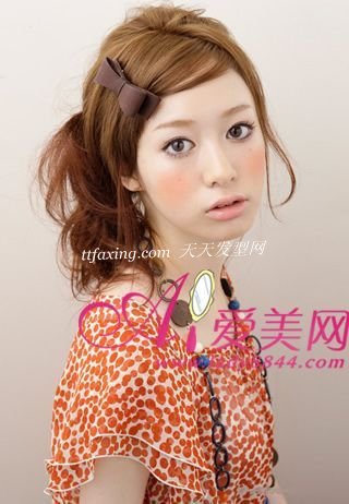 10款扎发发型打造淑女LOOK zaoxingkong.com