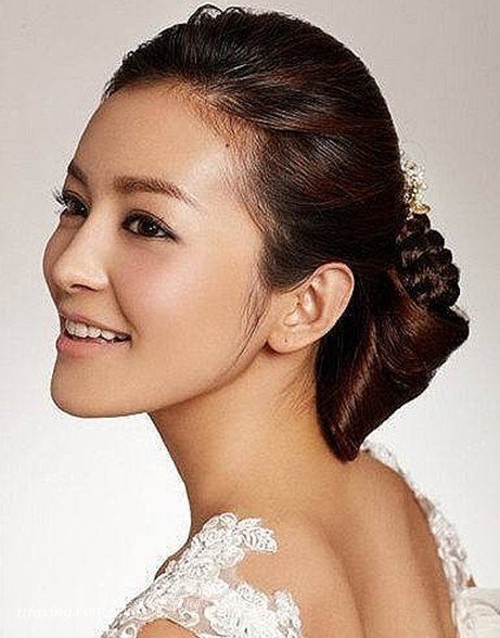 2013最流行的韩式新娘编发图片 zaoxingkong.com