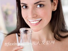 明星教你如何用牛奶减肥 zaoxingkong.com