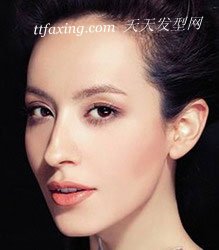 化妆小技巧打造耀眼钻石级裸妆 zaoxingkong.com