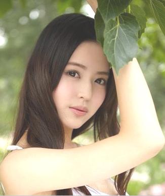 大脸女生斜刘海发型图片设计 让你瞬间拥有迷人小脸 zaoxingkong.com