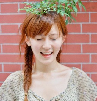 怎样梳好看的发型 2014最流行的女生发型图片欣赏 zaoxingkong.com