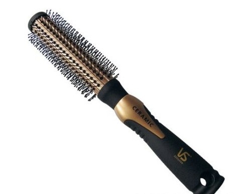 用什么梳子对头发好 根据发质发型选梳子 zaoxingkong.com