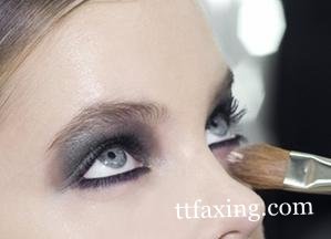 初学化妆怎样画眼影好看 必学的美眼打造法则 zaoxingkong.com