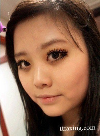 教你日系甜美眼妆的画法 几步打造动人眼神 zaoxingkong.com