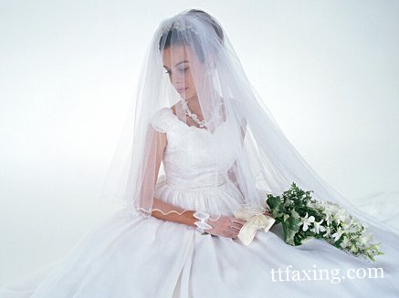 学会香水的正确使用方法 在婚礼当天散发迷人气息 zaoxingkong.com