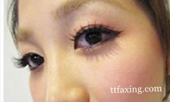 教你打造绝美的芭比娃娃眼妆 闪亮大眼就是这么容易 zaoxingkong.com