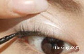 教你初学化妆如何画眼线 让你的小眼瞬间N倍放大 zaoxingkong.com