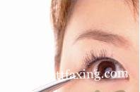 6个简单画眼影的步骤 教你轻松打造优雅眼妆 zaoxingkong.com