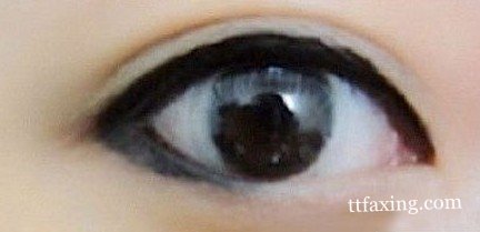 6款眼线的正确画法详解 画出迷人大眼睛 zaoxingkong.com