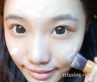 真人示范简单的夏天淡妆化妆步骤 教你如何化淡妆 zaoxingkong.com