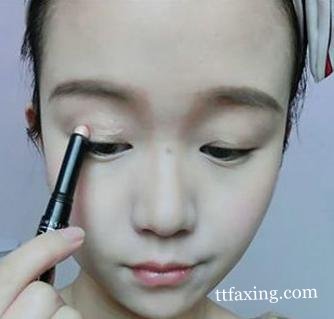 教你韩国眼妆画法步骤 让你单眼皮也能变漂亮 zaoxingkong.com
