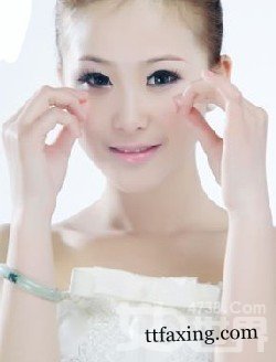 去除黑眼圈最有效的方法 让眼部更具光彩 zaoxingkong.com