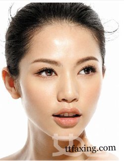 如何解决眼周肌肤问题 简单按摩轻松搞定眼周肌肤问题 zaoxingkong.com