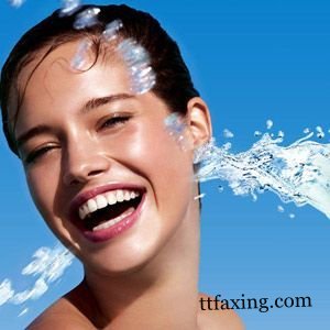 化妆水怎么用才最好 让你一整天的肌肤都白白嫩嫩 zaoxingkong.com