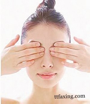 缓解眼睛疲劳的方法 坚持手指按摩法搭配饮食 zaoxingkong.com