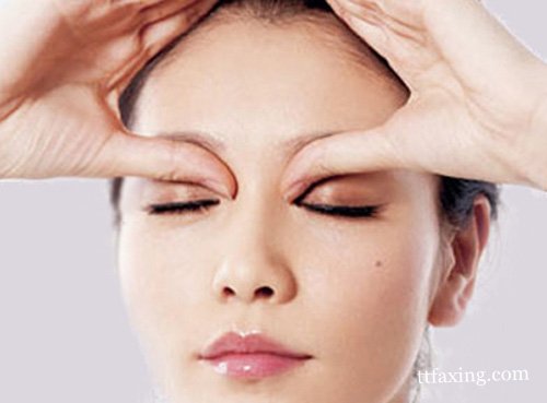 眼部护理步骤图片 保护视力护理眼睛必知步骤 zaoxingkong.com