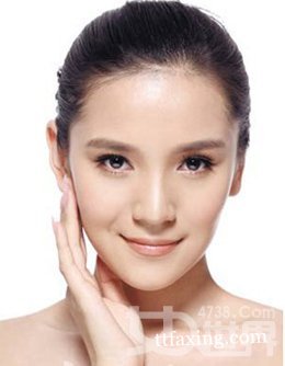 皮肤美白的方法 脸蛋显得更水嫩 zaoxingkong.com