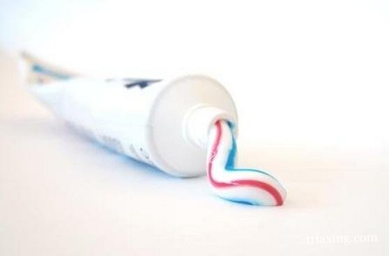 牙膏可以祛痘吗 那些关于祛痘的无稽之谈 zaoxingkong.com