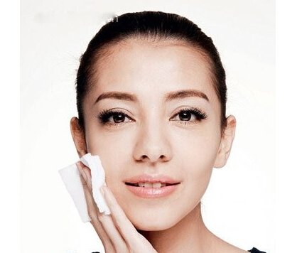 不同类型化妆水的使用方法 达到应有的效果 zaoxingkong.com