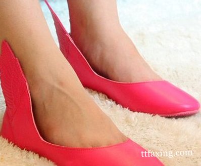 女式新款单鞋搭配 时尚扮靓全靠它 zaoxingkong.com
