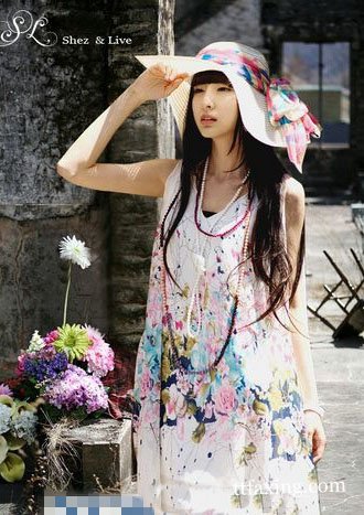 碎花裙搭配超减龄 你的夏日穿了吗 zaoxingkong.com