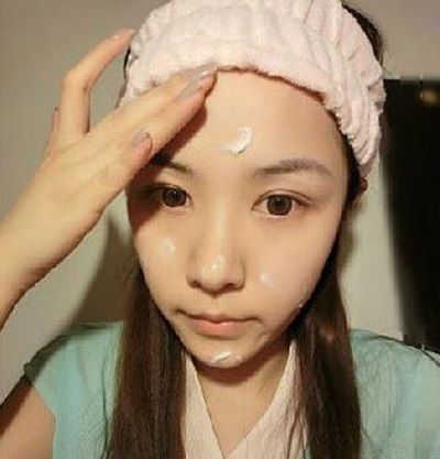如何化妆步骤教程图解 让你一分钟变成女神 zaoxingkong.com