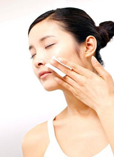 化妆水怎么用更有效 教你化妆水的用法 zaoxingkong.com