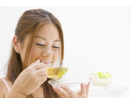 喝减肥茶的注意事项有哪些 别让减肥茶变毒药 zaoxingkong.com