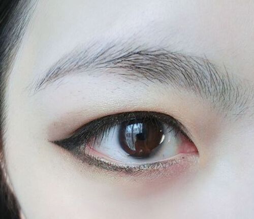 学习内双眼皮眼妆画法 让你变身电力大眼妹 zaoxingkong.com